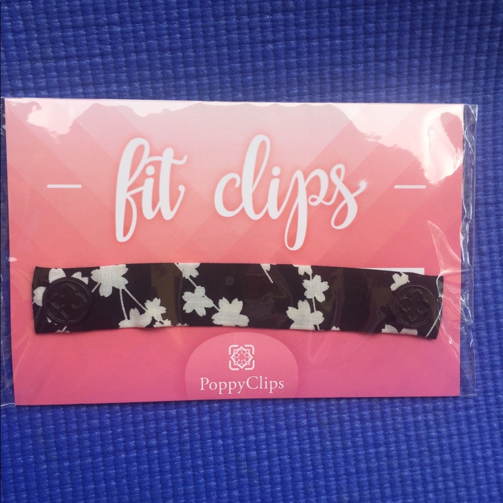 Poppy clips accessories black flowers lularoe